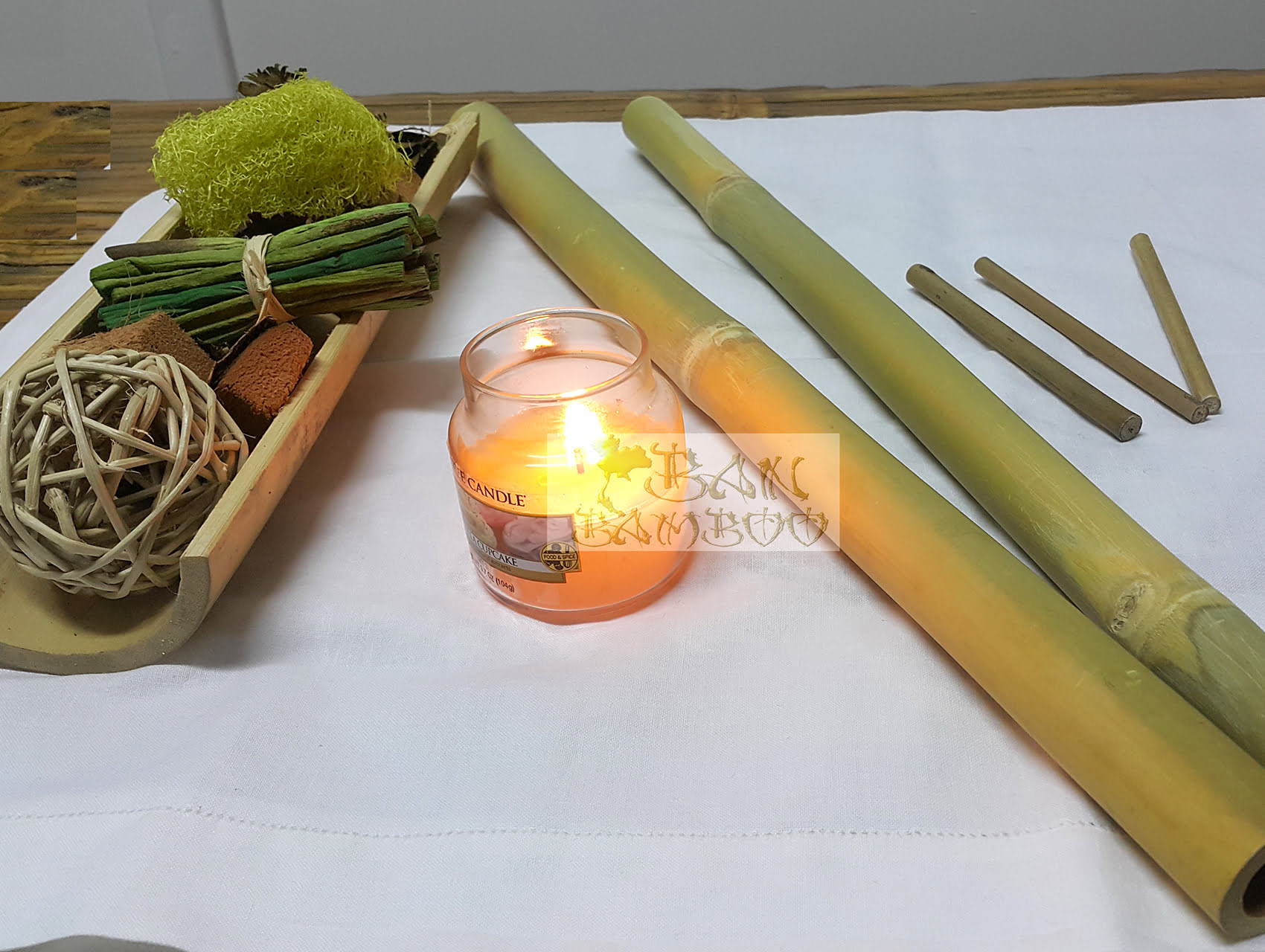 Canne di bambu per massaggio